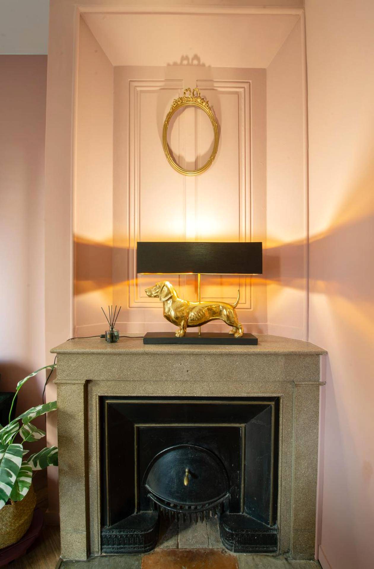 Photo du logement - Suite jacuzzi, chic romantique climatisé à 50 m du metro - Villeurbanne