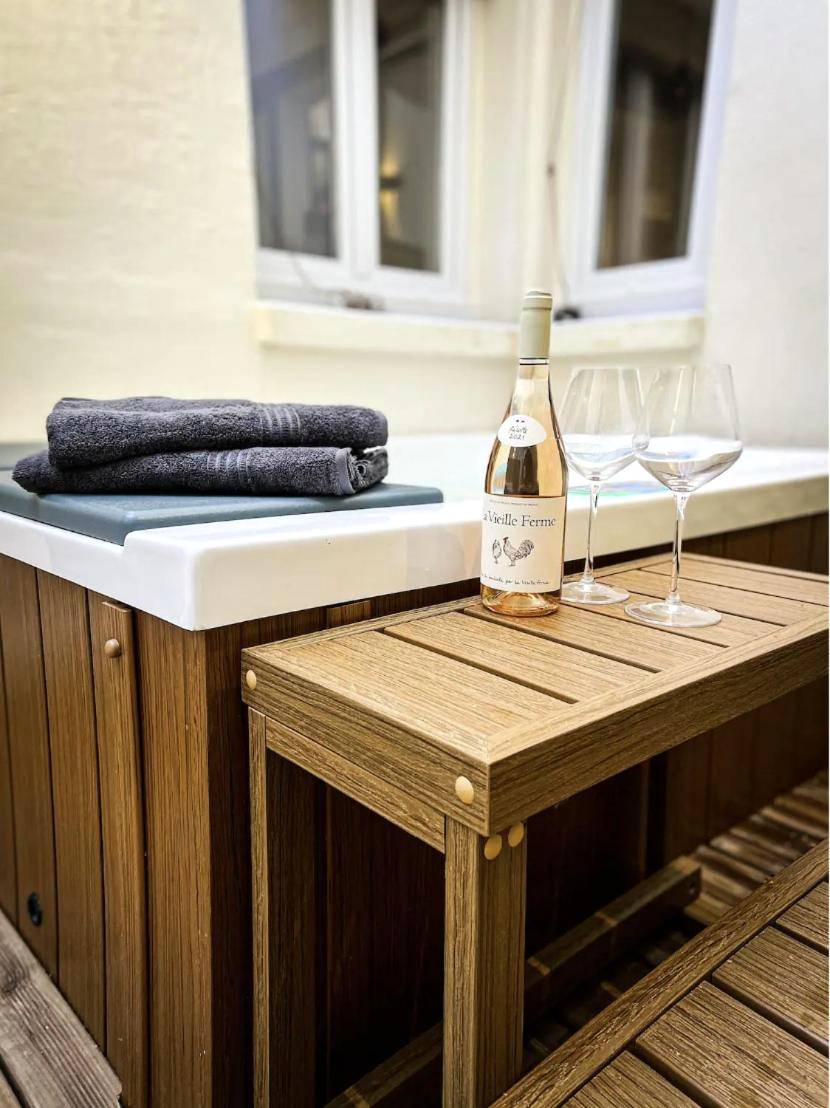 Photo du logement - Suite luxueuse avec jardin privatif et jacuzzi - Paris