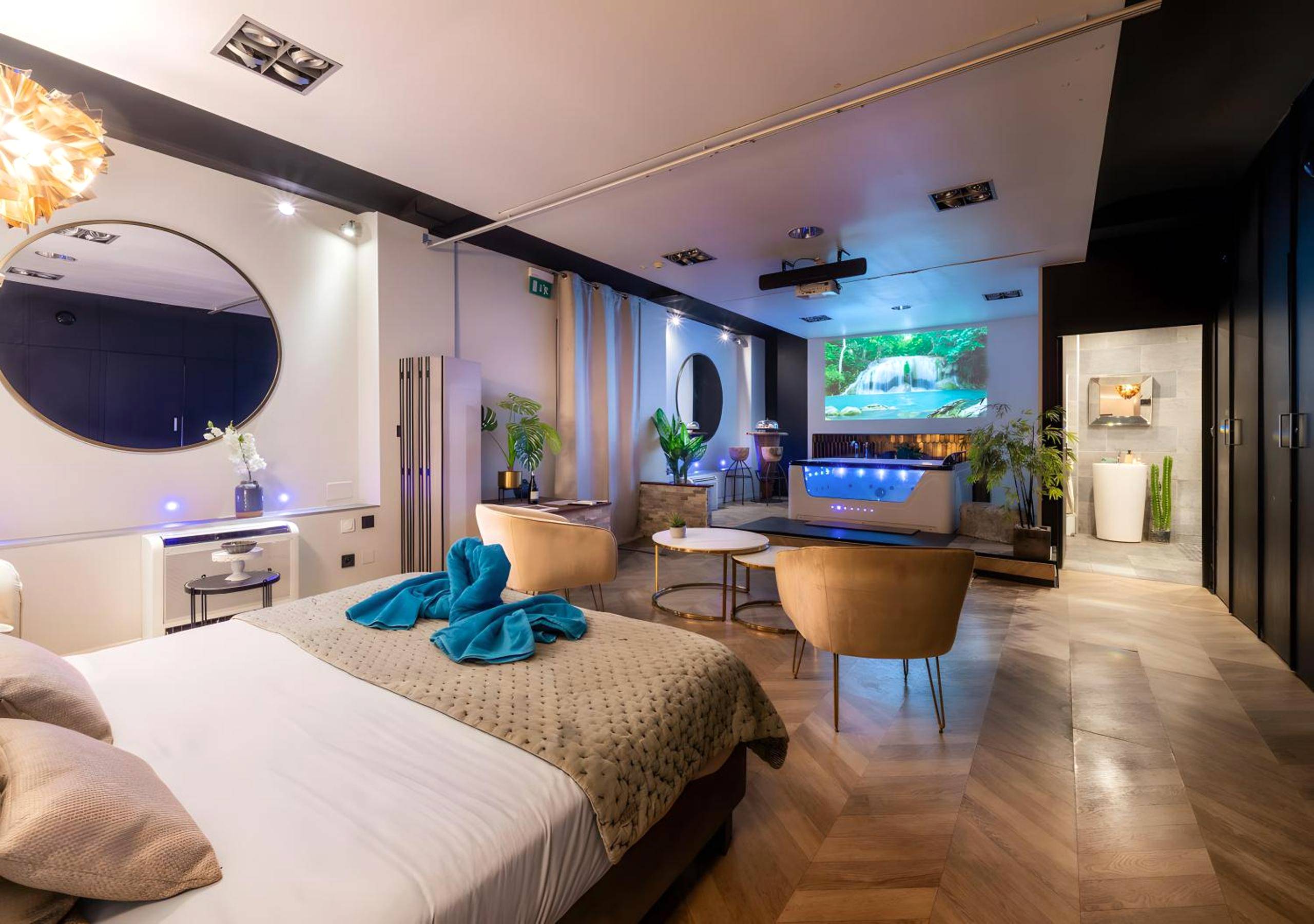 Vue interieure - Suite toute équipée Jacuzzi privé