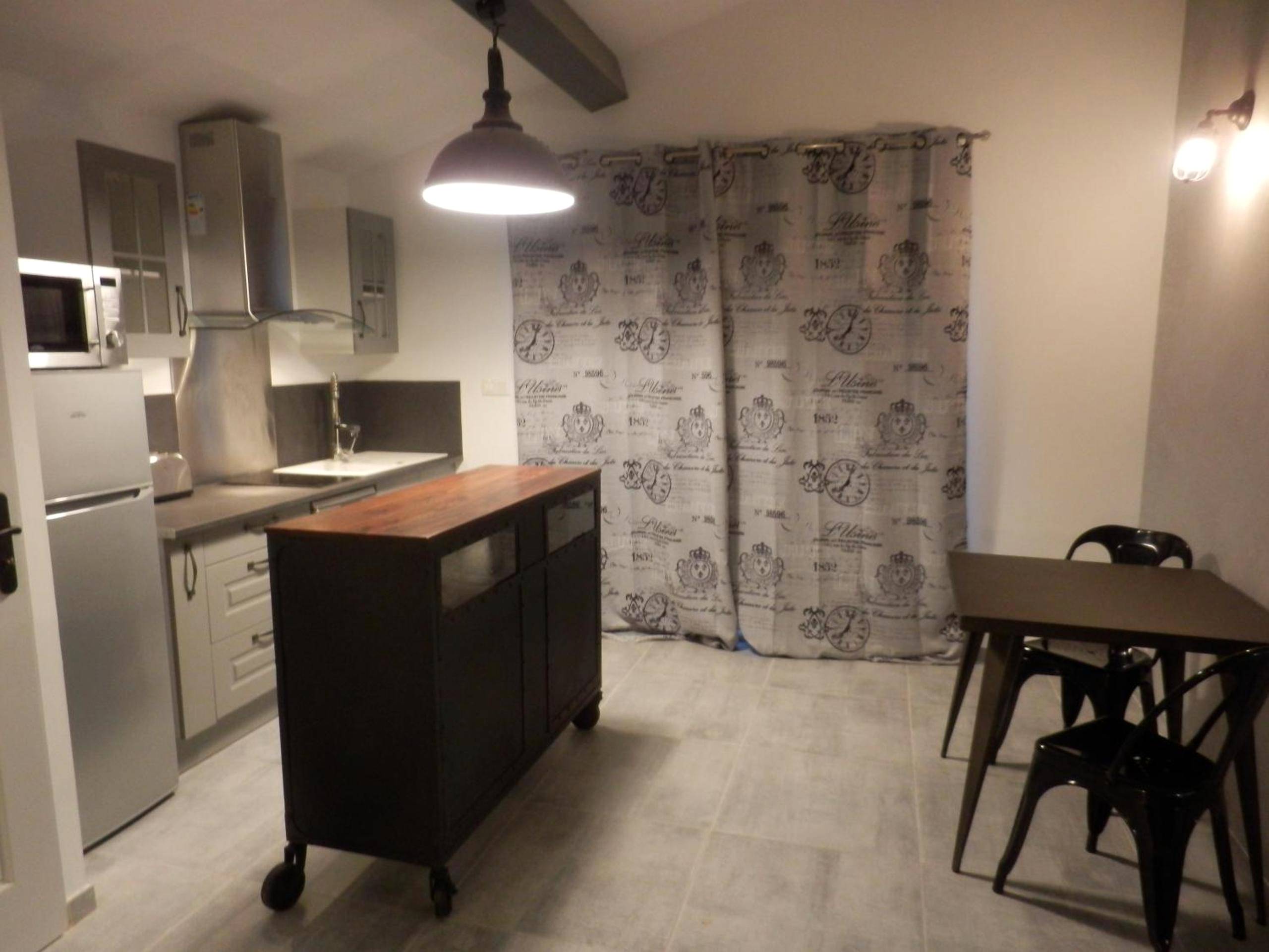 Photo du logement - Suite luxe avec sauna et jacuzzi privée - Lambesc