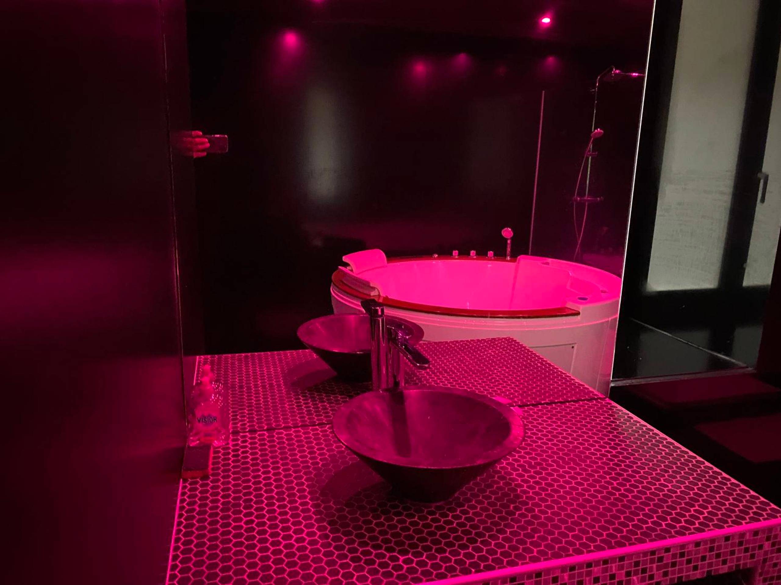 Photo du logement - La Suite Marylin, Loft de 90m2 avec Sauna et Jacuzzi