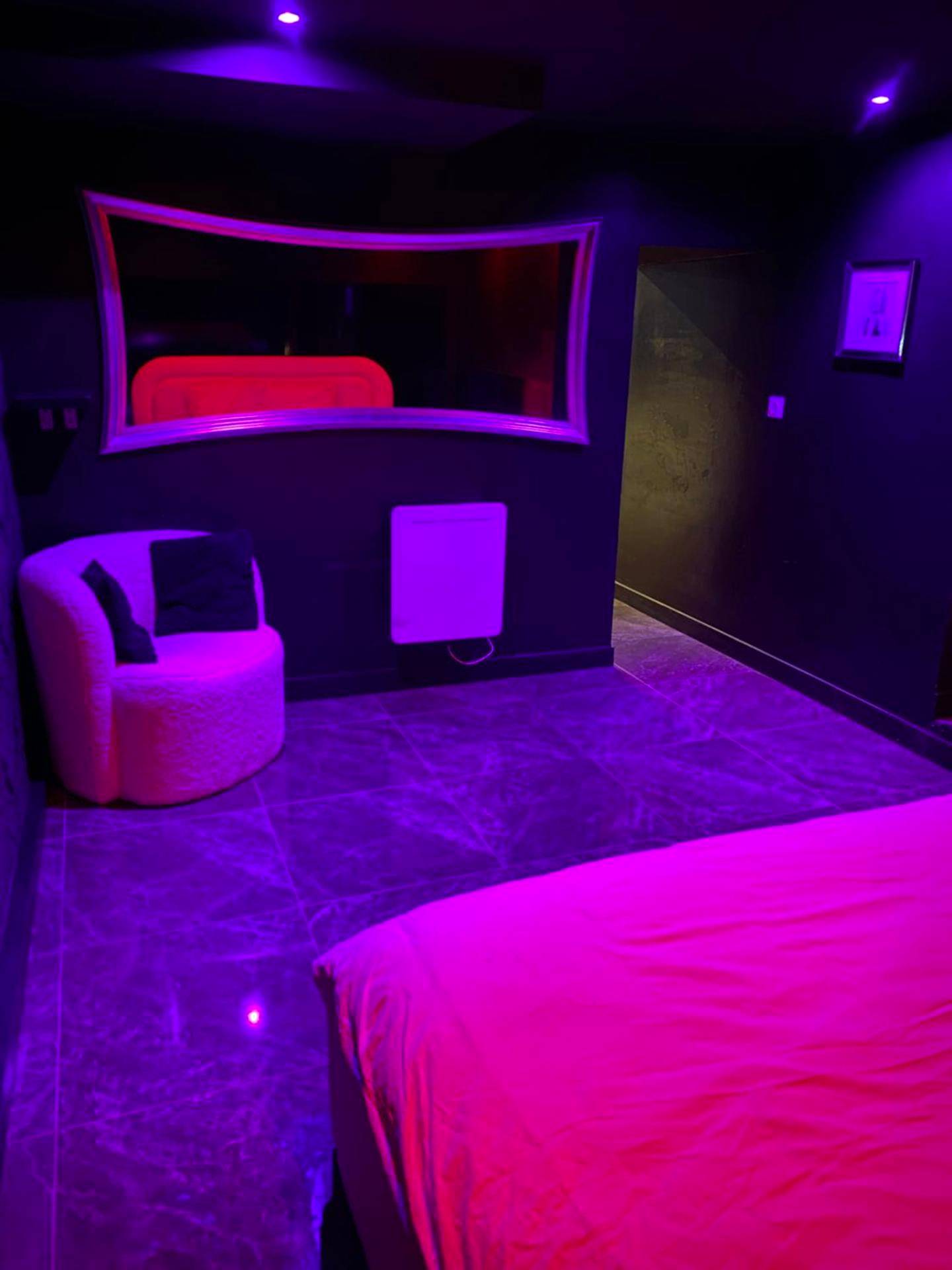 Photo du logement - La Suite Marylin, Loft de 90m2 avec Sauna et Jacuzzi