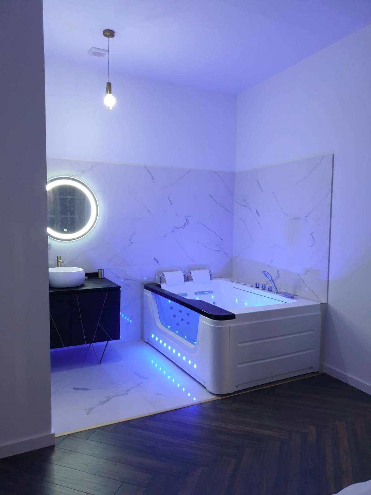 Photo du logement - Suite Miro Charme et volupté - Perpignan