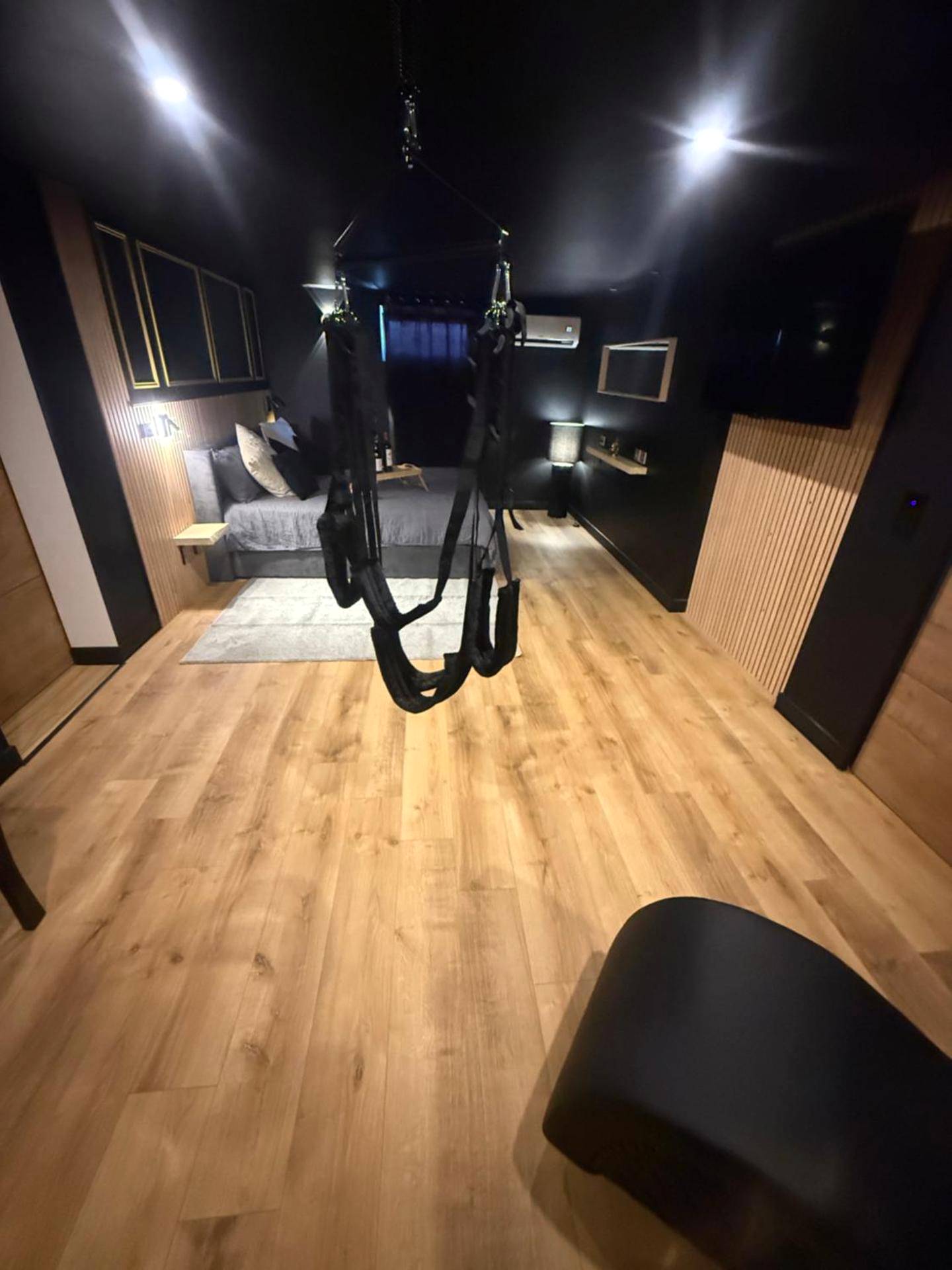 Photo du logement - Loveroom La suite des murmures