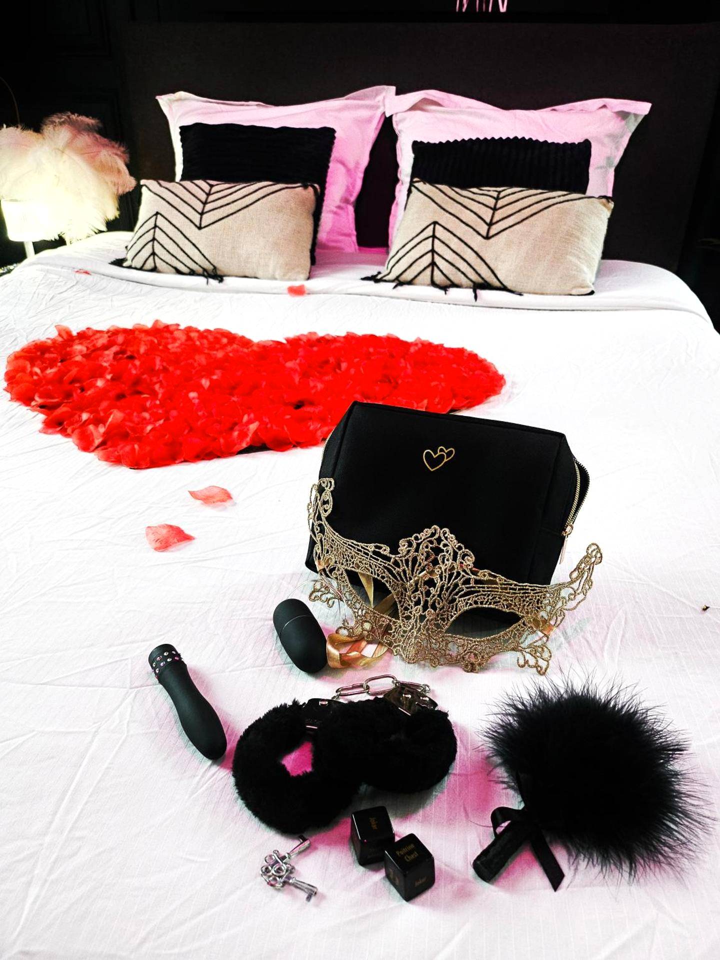 Photo du logement - Suite Passion - Jacuzzi privé - Table massage