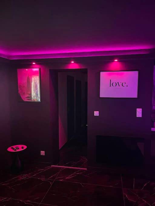 Photo du logement - La Suite Prestige Jacuzzi,Sauna,Netflix,Disney - Amiens