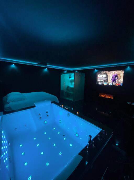 Photo du logement - La Suite Prestige Jacuzzi,Sauna,Netflix,Disney