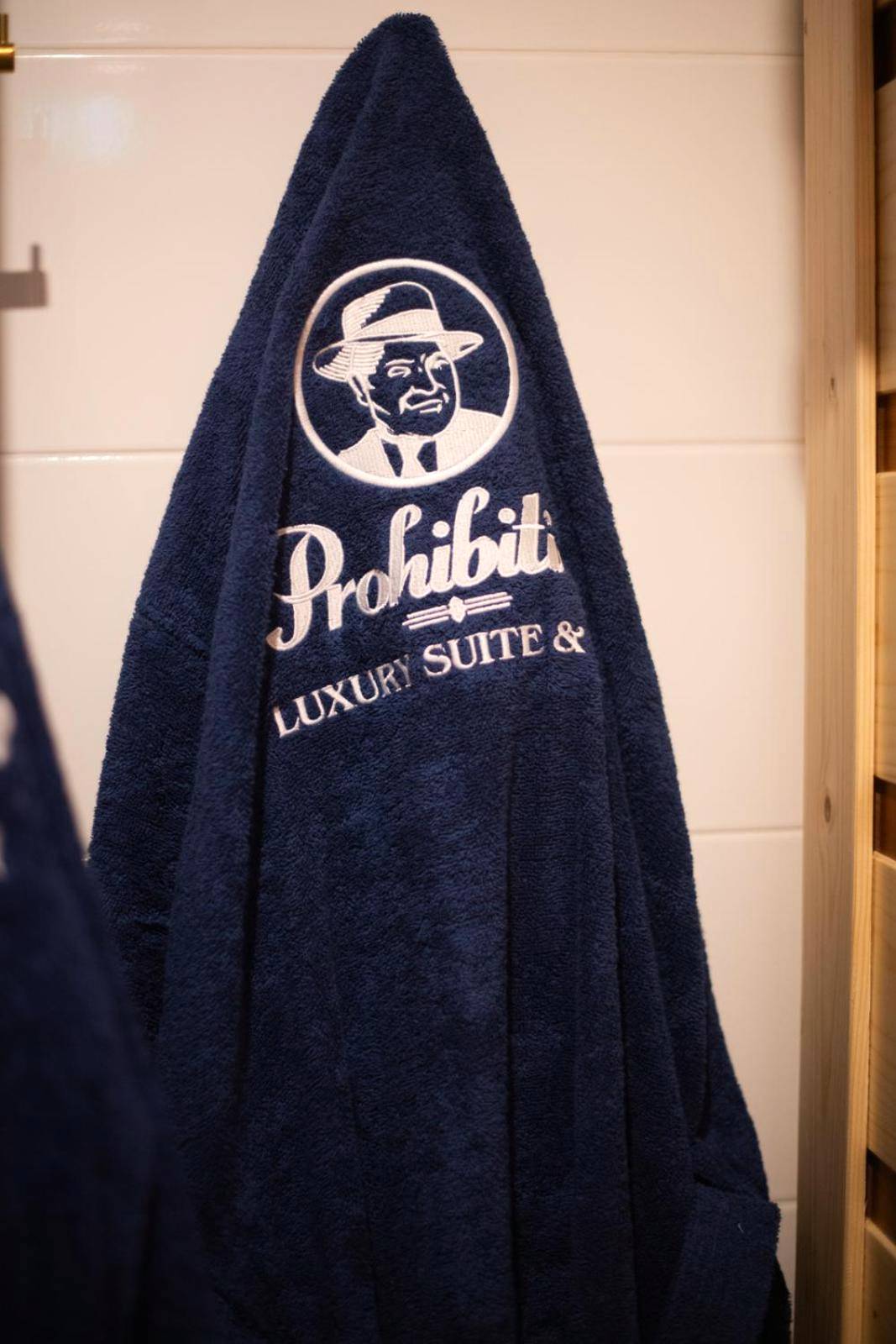 Photo du logement - Suite Prohibition - Love & atypique room sauna & spa