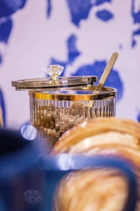 Photo du logement - Suite Saphir - Jacuzzi & Sauna - Saint - Étienne