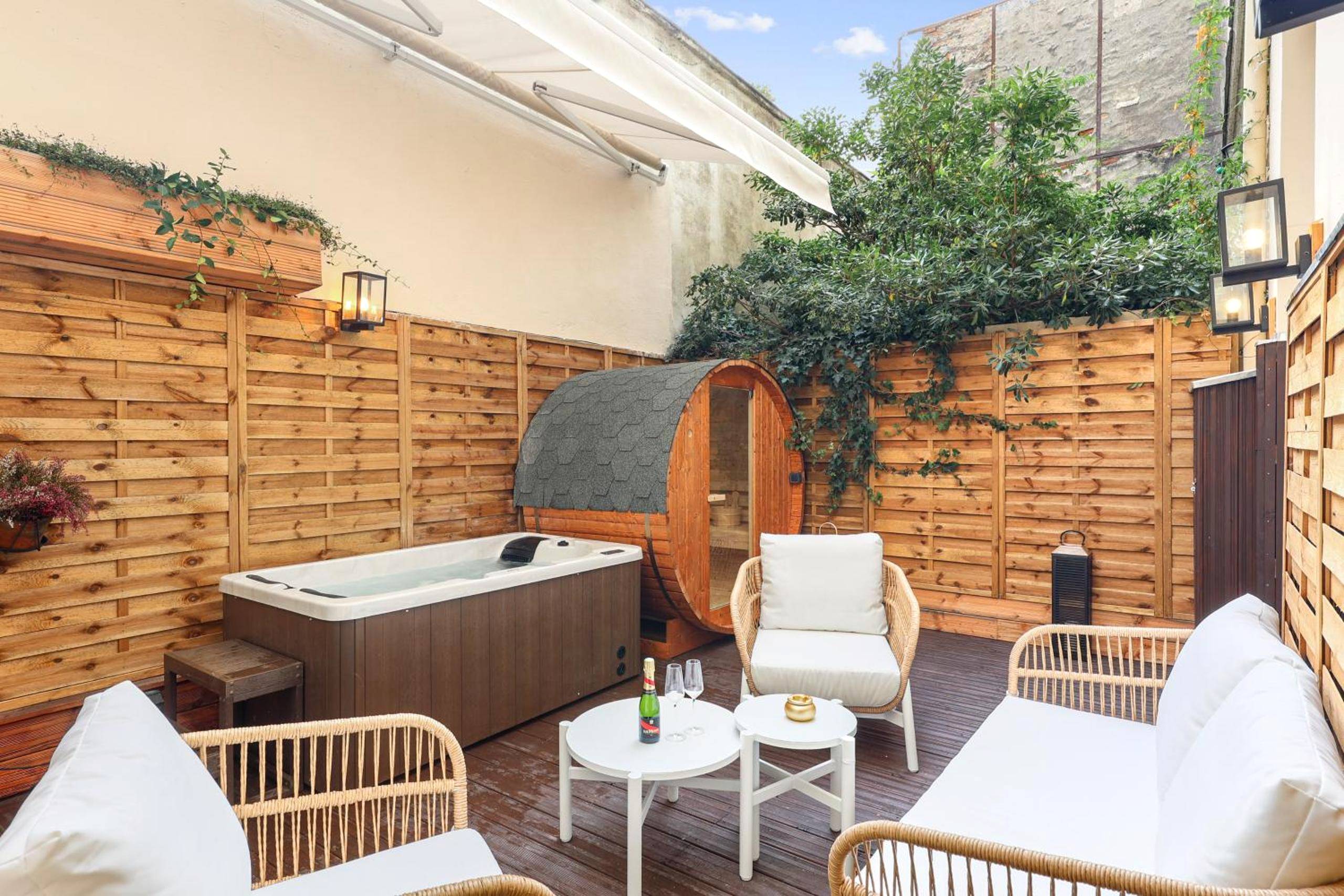 Photo du logement - Suite luxueuse avec jardin privé Sauna et Jacuzzi - Paris