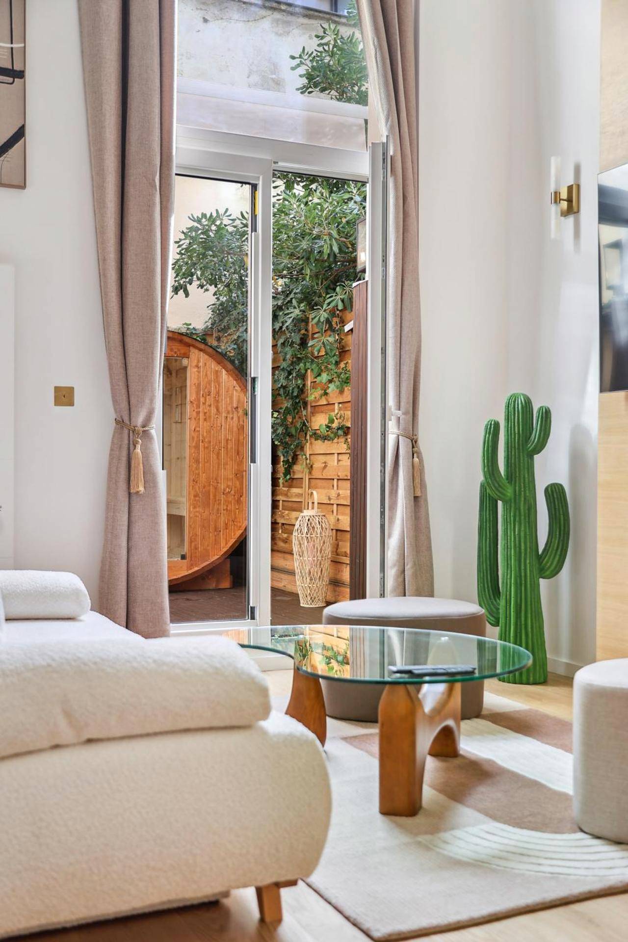 Photo du logement - Suite luxueuse avec jardin privé Sauna et Jacuzzi - Paris