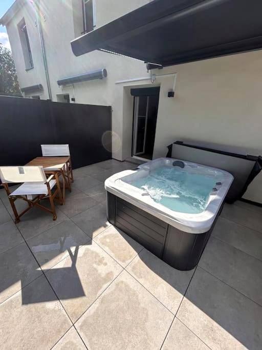 Photo du logement - La suite secrète et son spa abrité