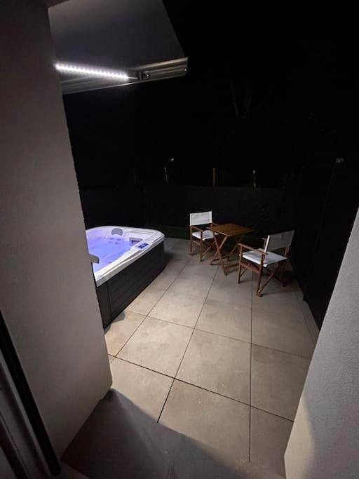 Photo du logement - La suite secrète et son spa abrité