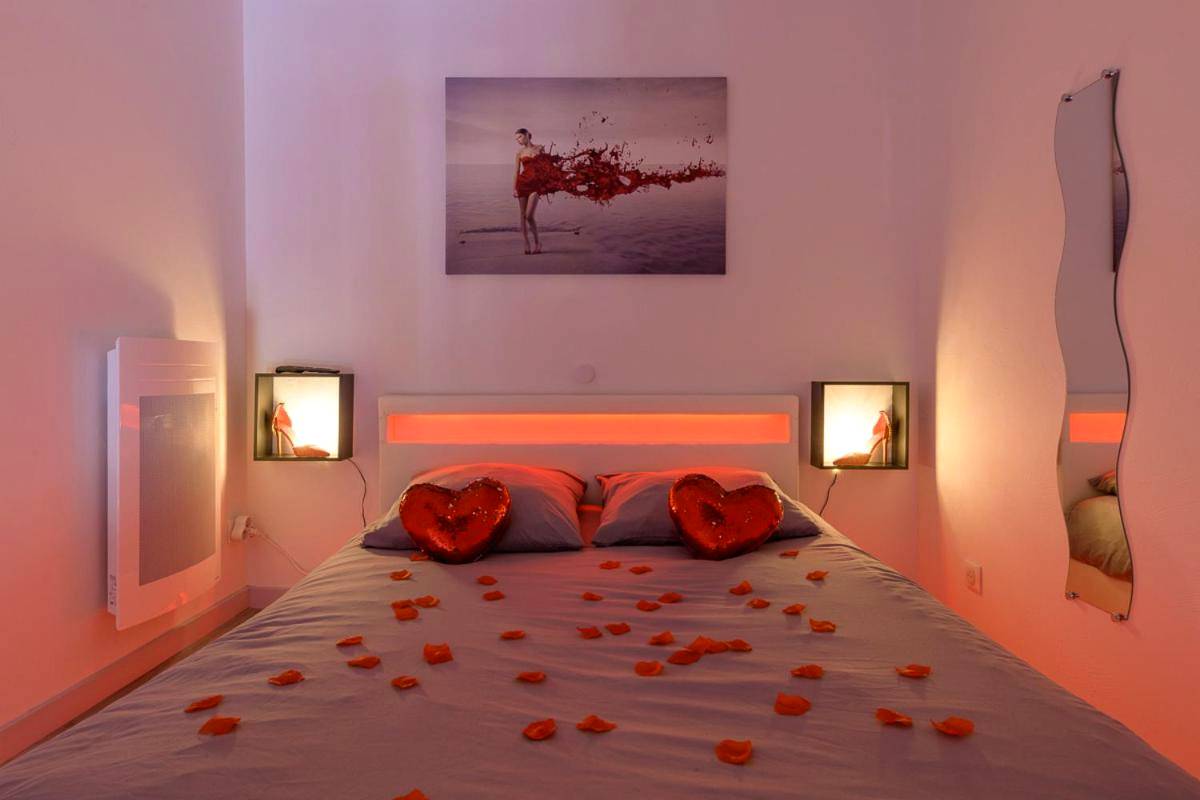 Photo du logement - Love Room - Suite romantique avec spa privatif
