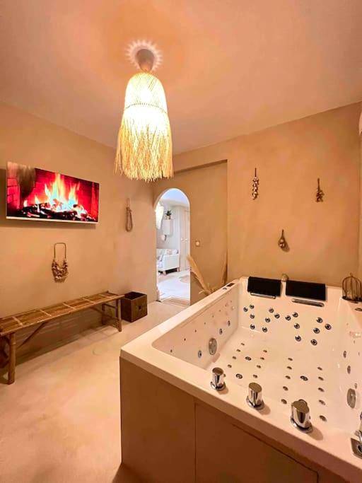 Vue du logement - Love Room Montmagny - Suite&Spa BALI