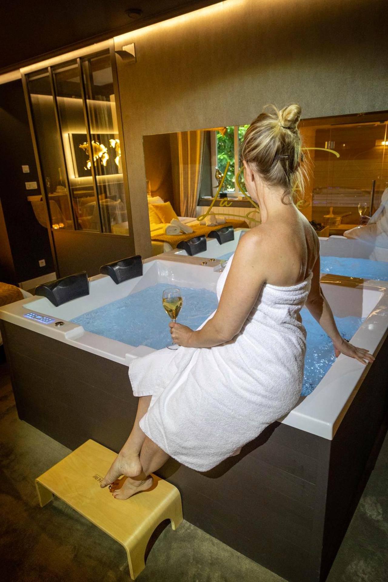 Photo du logement - La Suite - Spa & Sauna avec parking - Kaysersberg