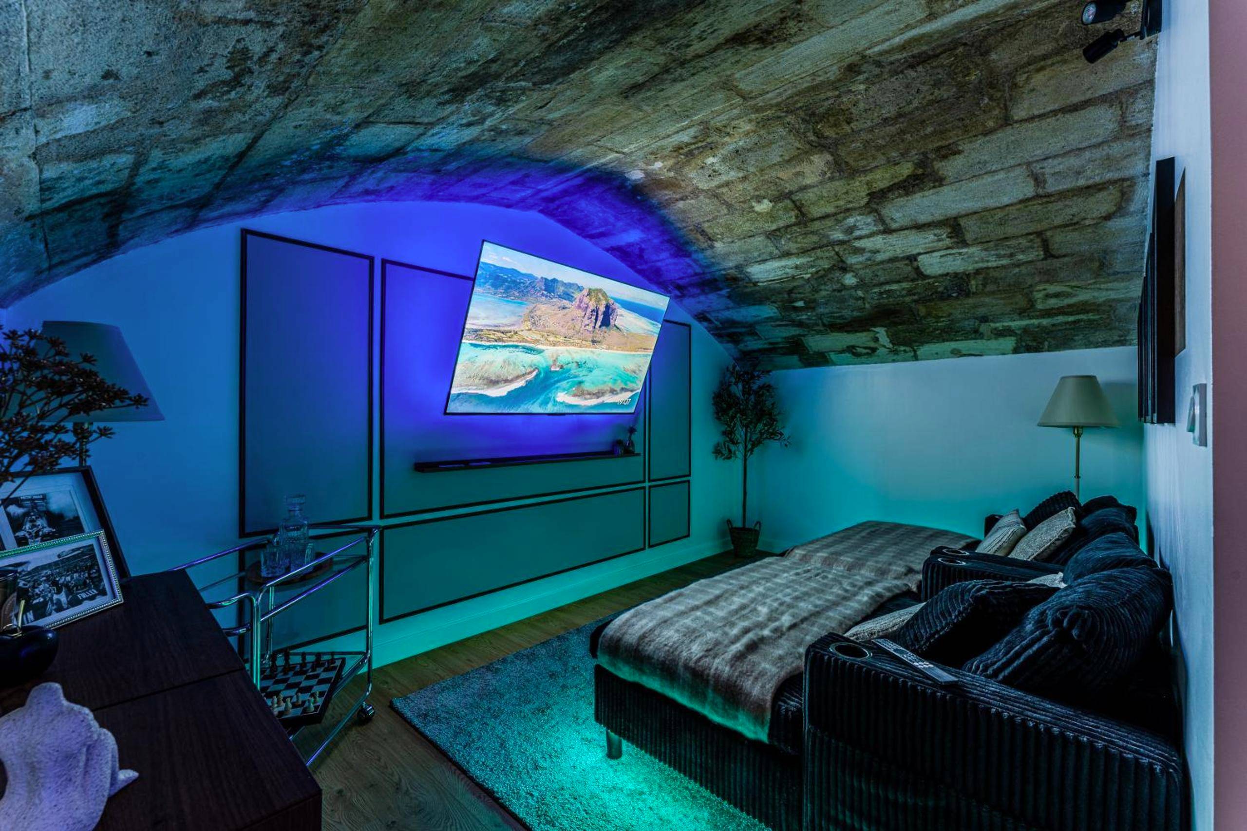 Photo du logement - Suite d'Exception sous Voûtes avec Spa & Cinéma