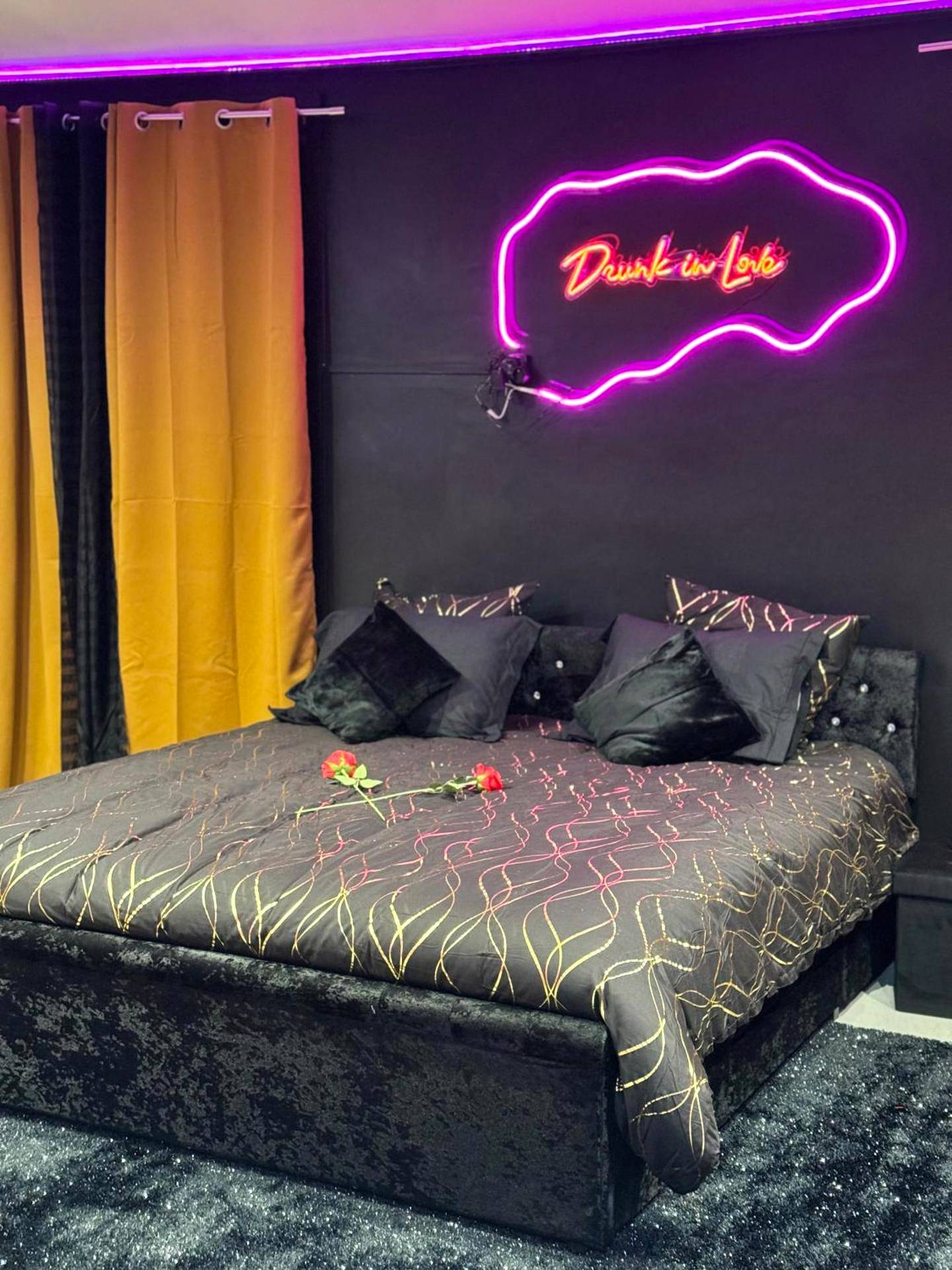 Photo du logement - LA LOVEROOM by Sunnyroom