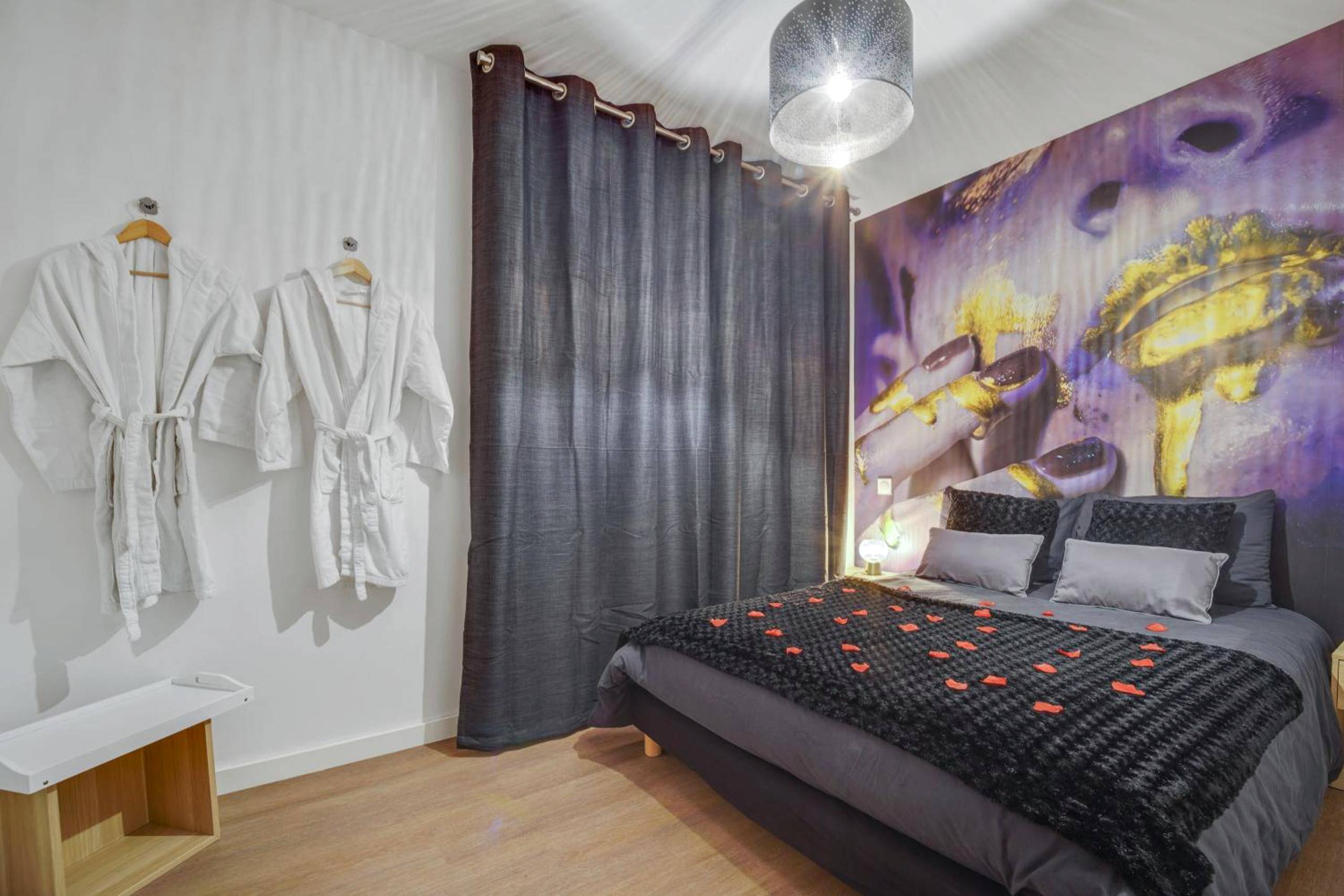 Vue du logement - SWEET ANGEL Suite romantique avec SPA