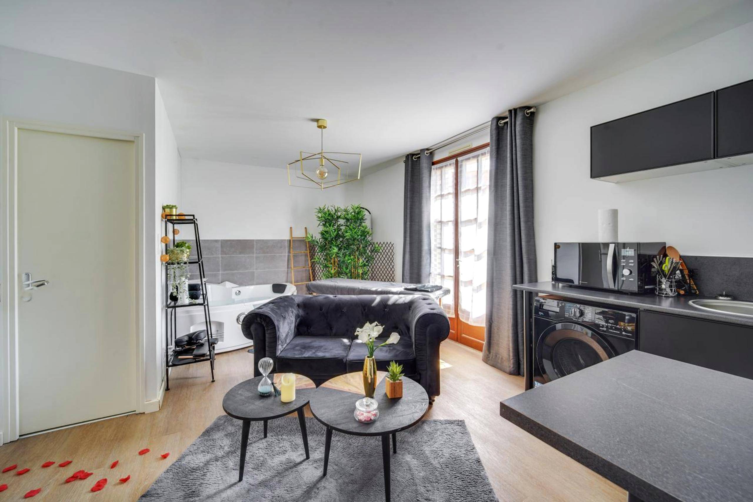 Vue du logement - SWEET ANGEL Suite romantique avec SPA
