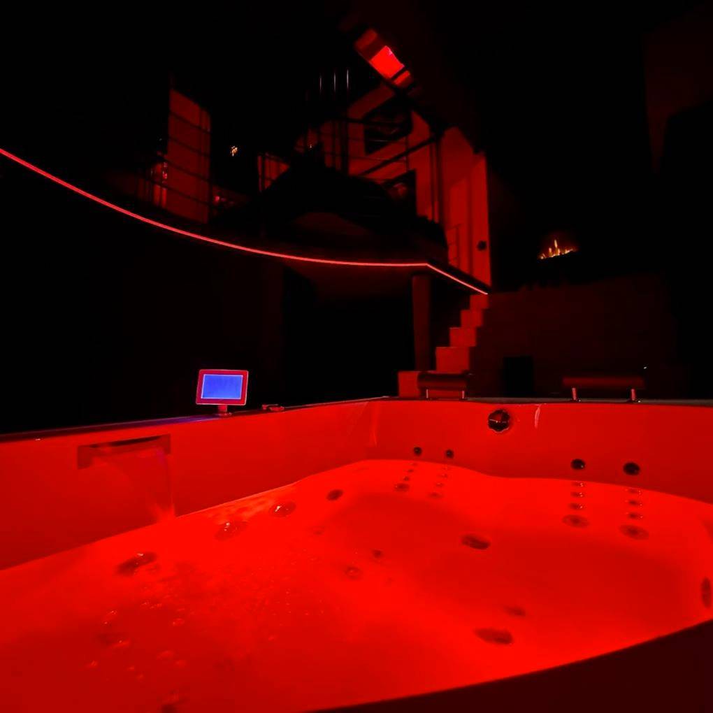 Photo du logement - Sweet secret's jacuzzi - love room Vieux Lyon