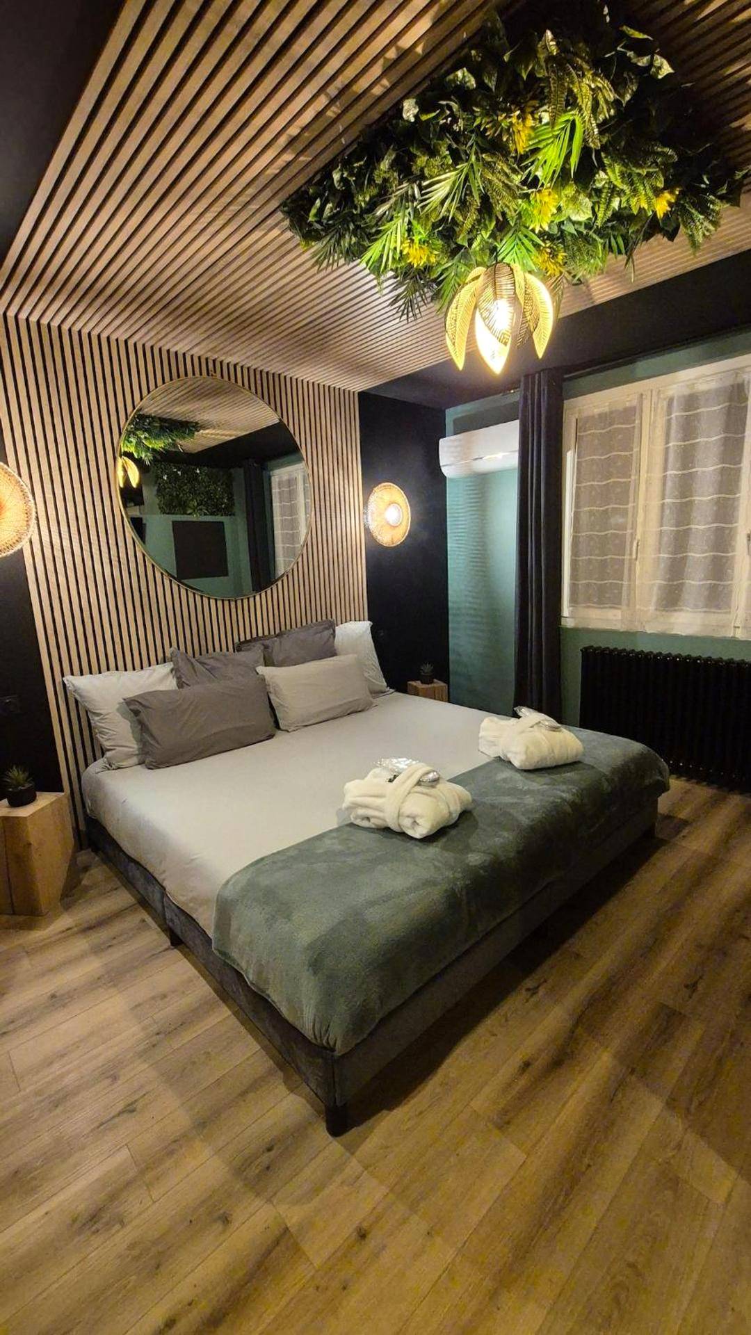 Vue interieure - Toi et moi gite Love room avec Hammam, Sauna, Balnéothérapie ensemble privatisés