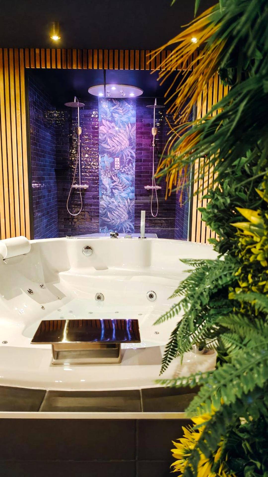 Photo du logement - Toi et moi gite Love room avec Hammam, Sauna, Balnéothérapie ensemble privatisés