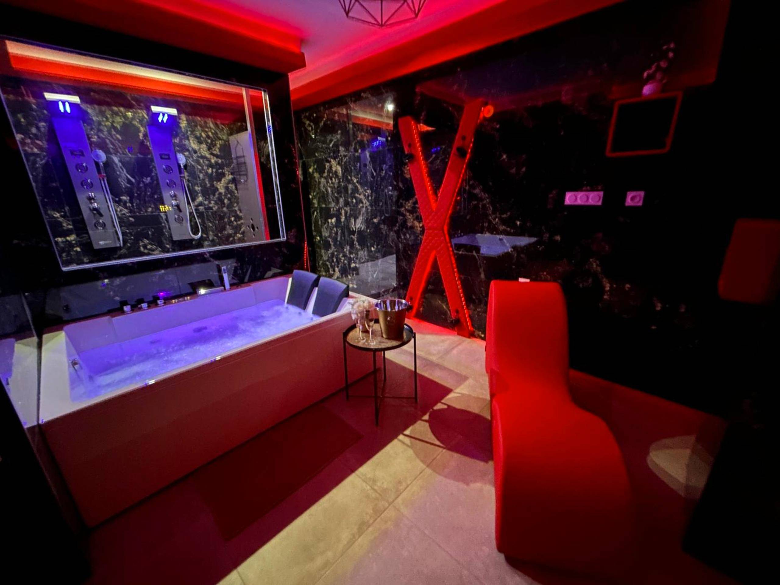 Photo du logement - Love Room La Tour - Montmeyan