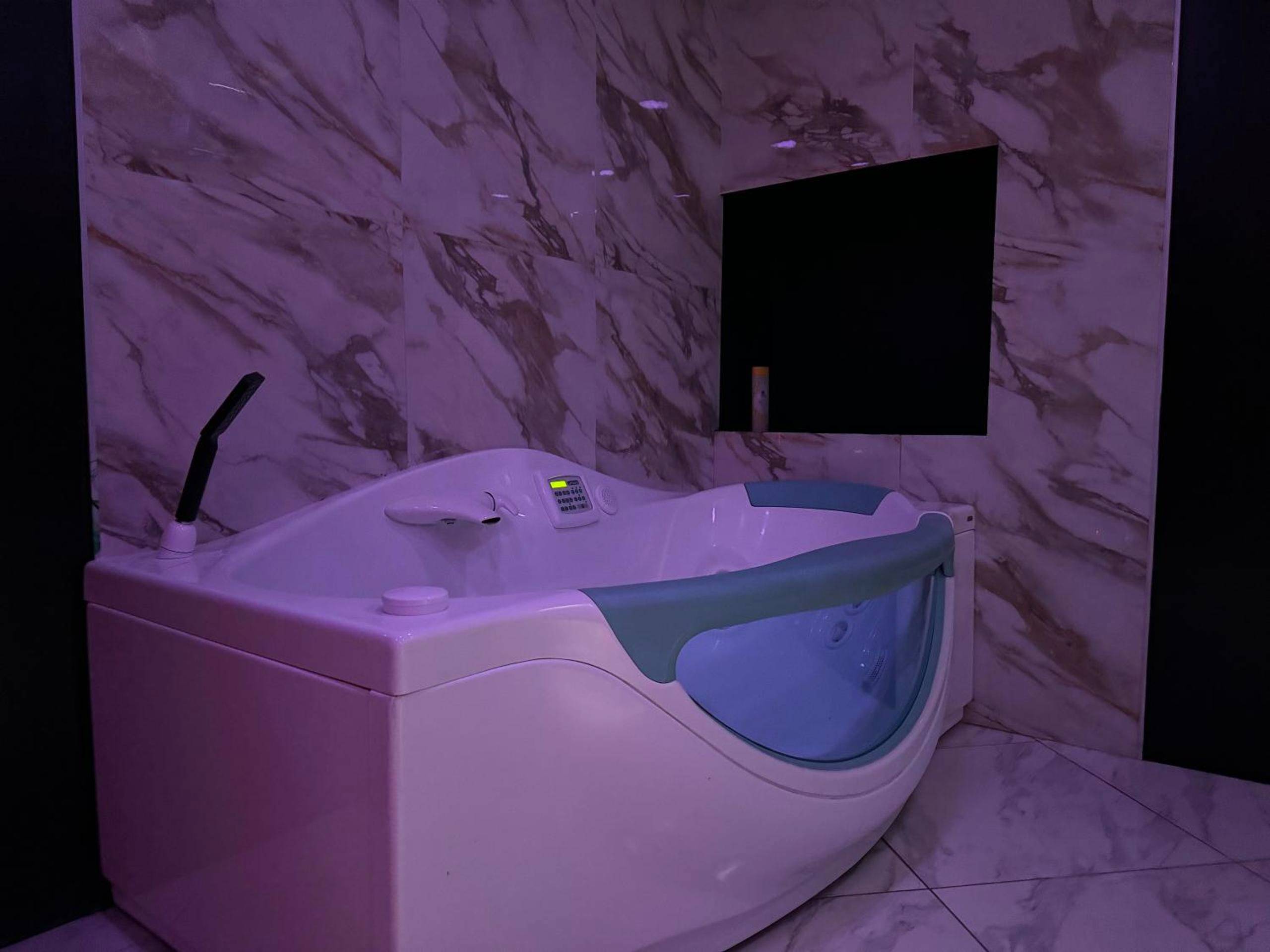 Photo du logement - Maison Appartement Triplex avec jacuzzi et sauna