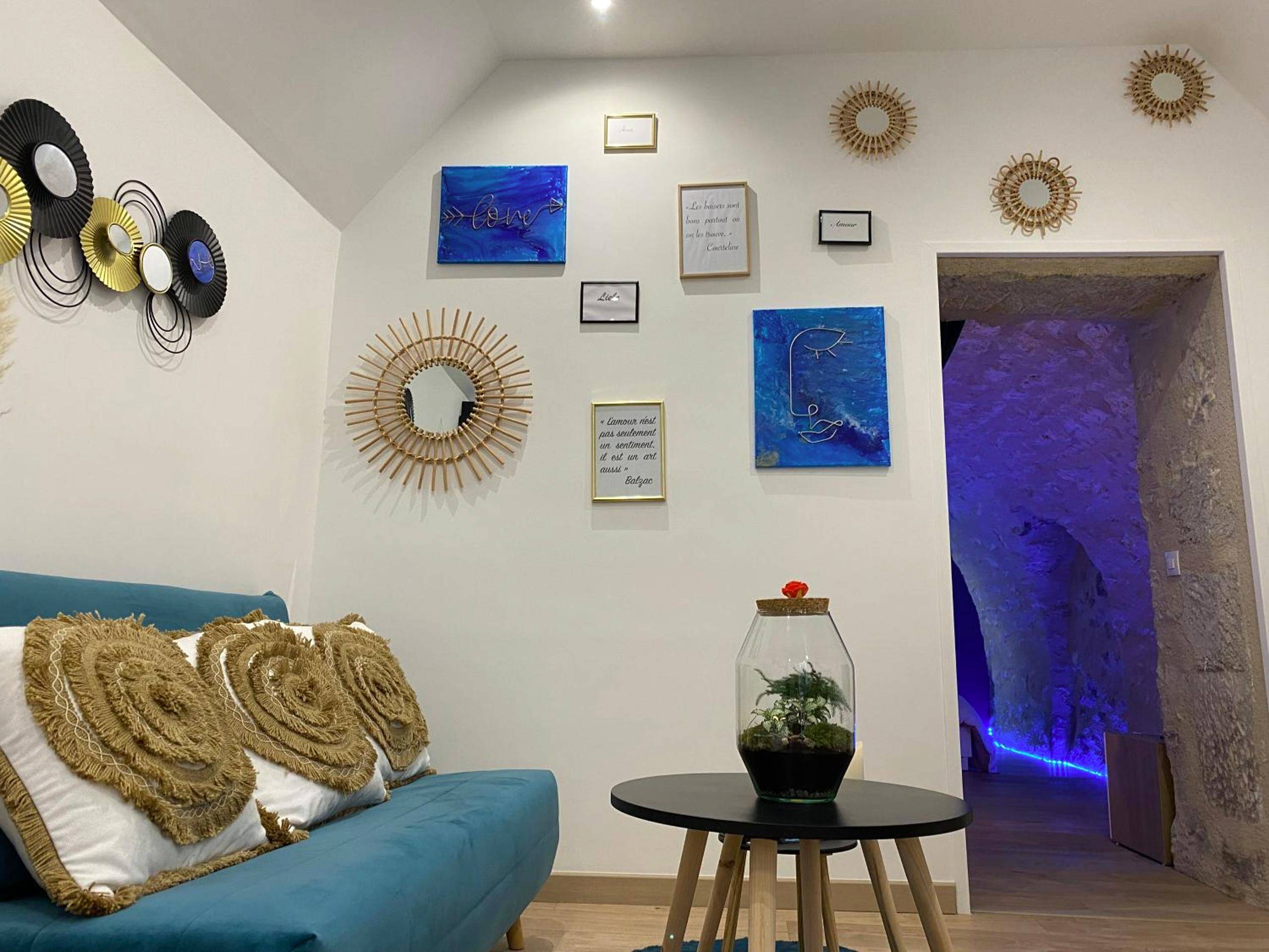 Photo du logement - Trog'Love: Balnéo détente dans une troglodyte