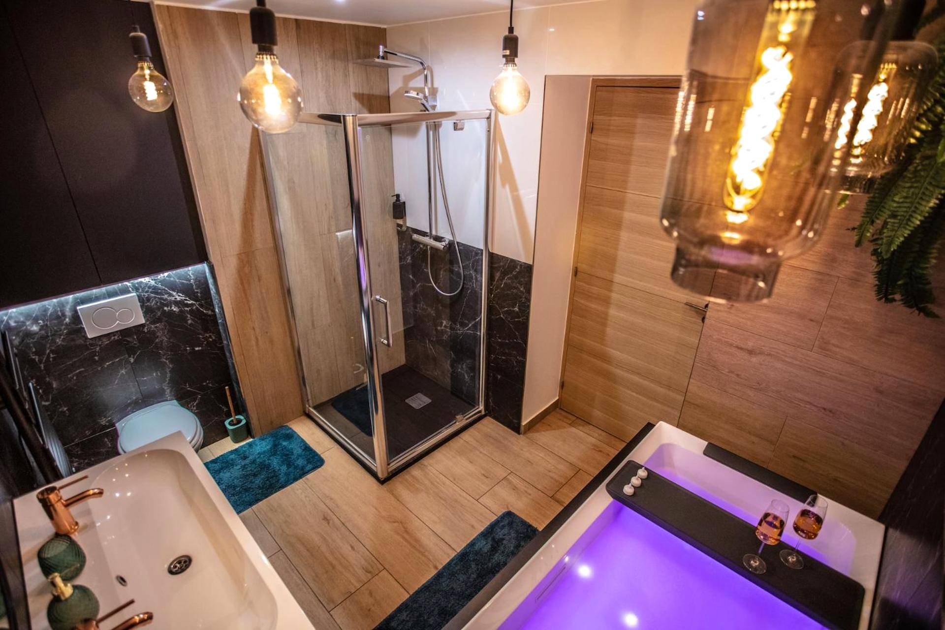 Photo du logement - Tropical Jacuzzi Oasis - Terreaux