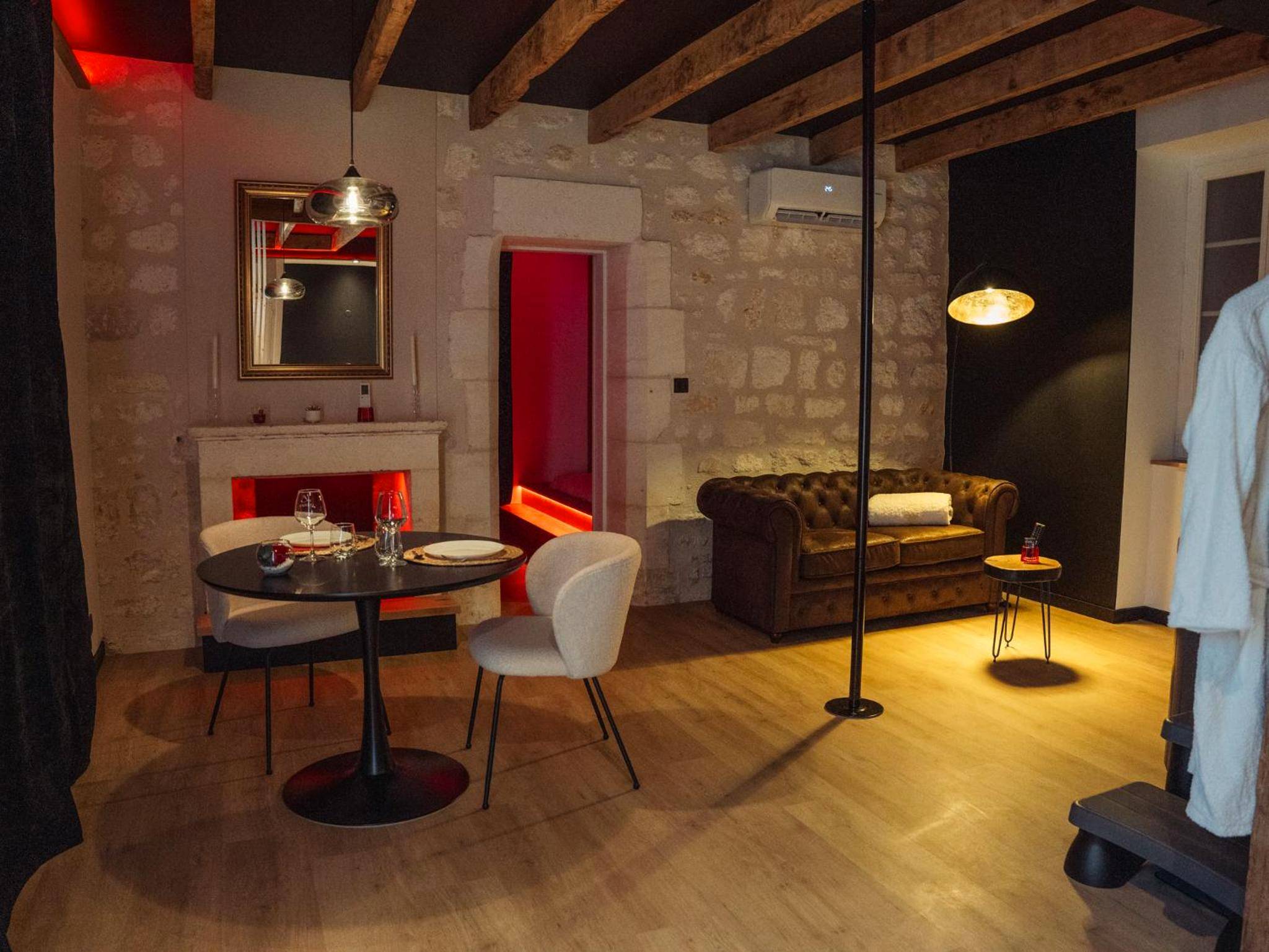 Detail du logement - L'unique - Love - room Romantique