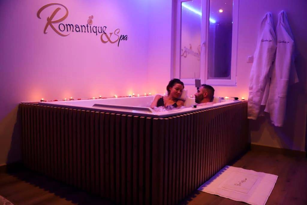 Photo du logement - Love room Unique - Sauna / Jacuzzi