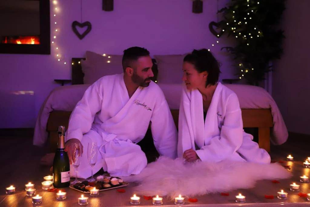 Photo du logement - Love room Unique - Sauna / Jacuzzi