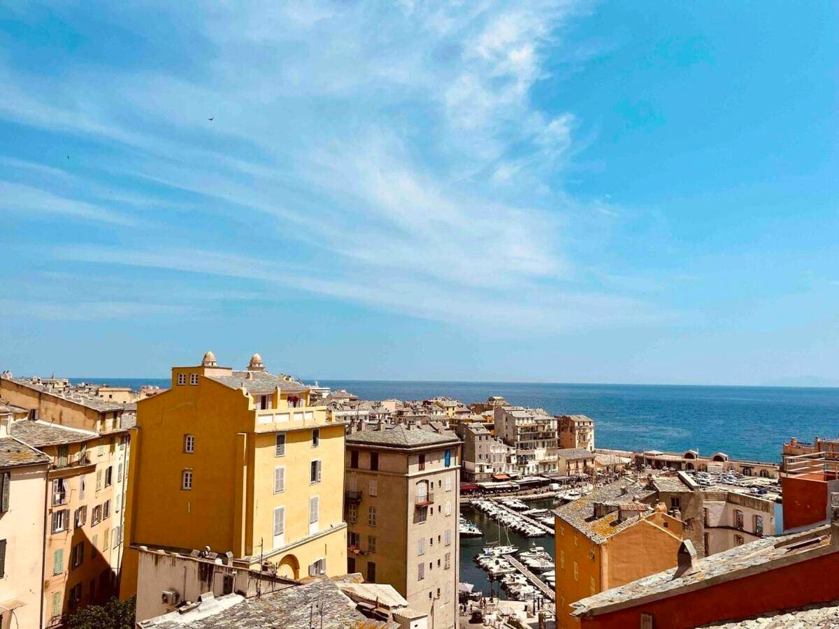 Photo du logement - Vatta appartement centre ville avec roof top bain à remous et vue panoramique