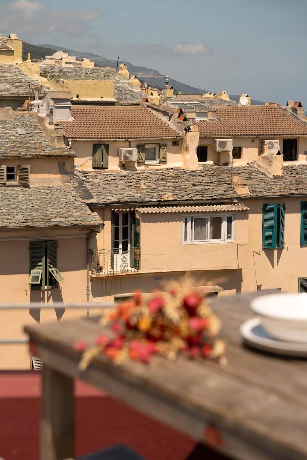 Photo du logement - Vatta appartement centre ville avec roof top bain à remous et vue panoramique - Bastia