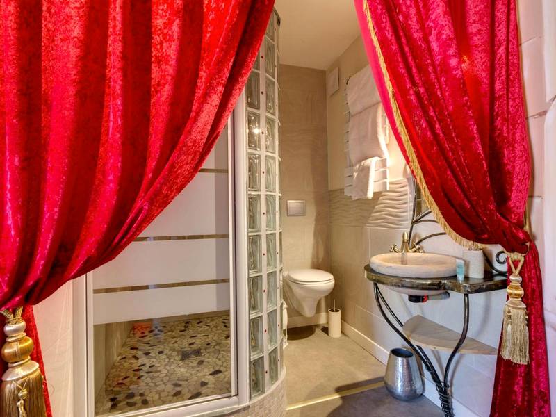 Photo du logement - Chambre VENUS avec Jacuzzi privatif