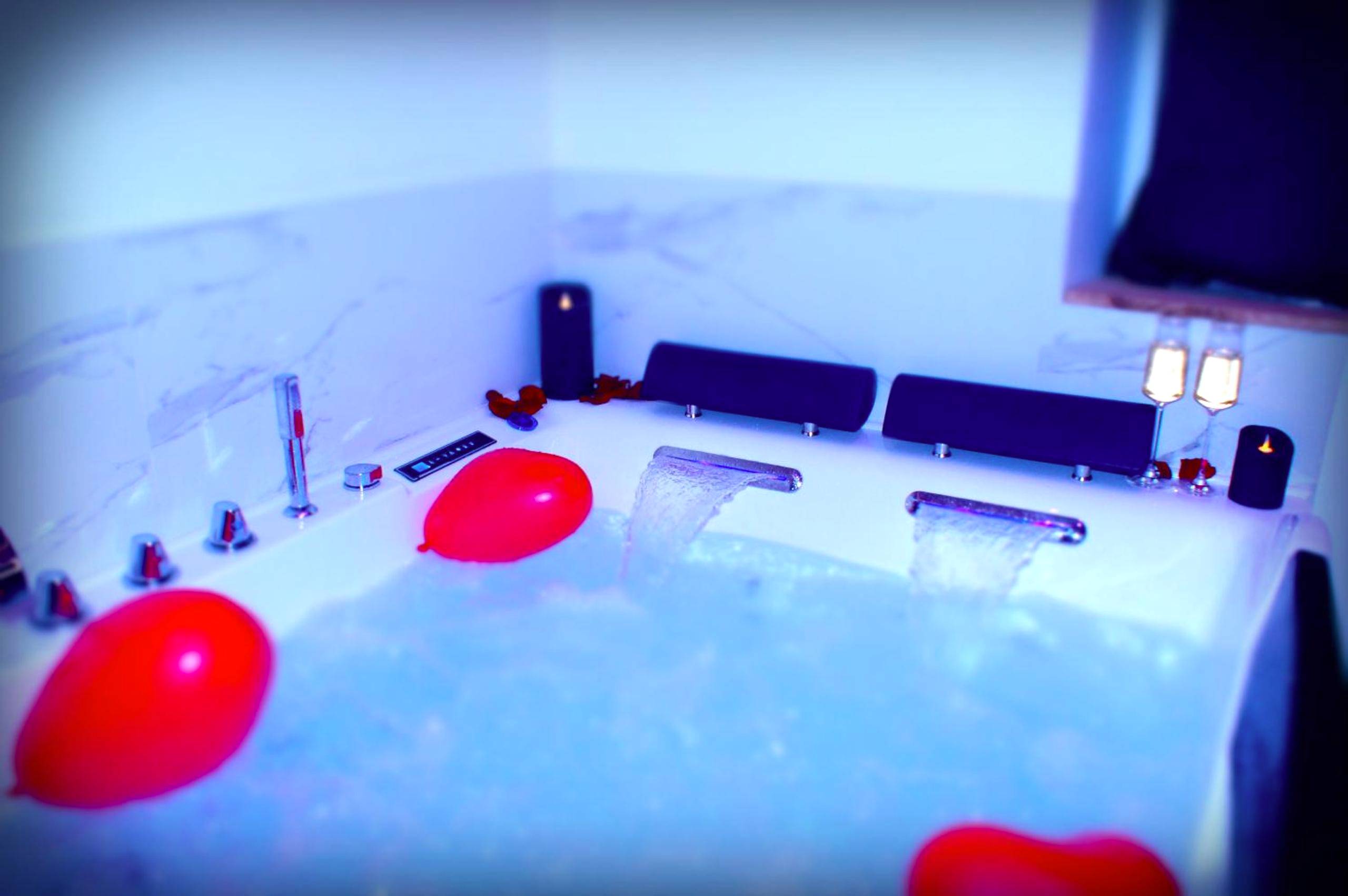 Photo du logement - Le Vénus - Appartement SPA Privatif Balnéo Sauna