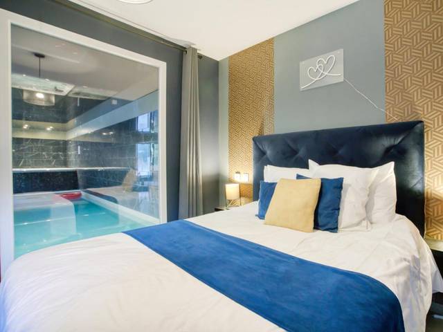 Jacuzzi et piscine intérieure chauffée - Villa 2pers Lorgues Piscine, Spa, Hammam