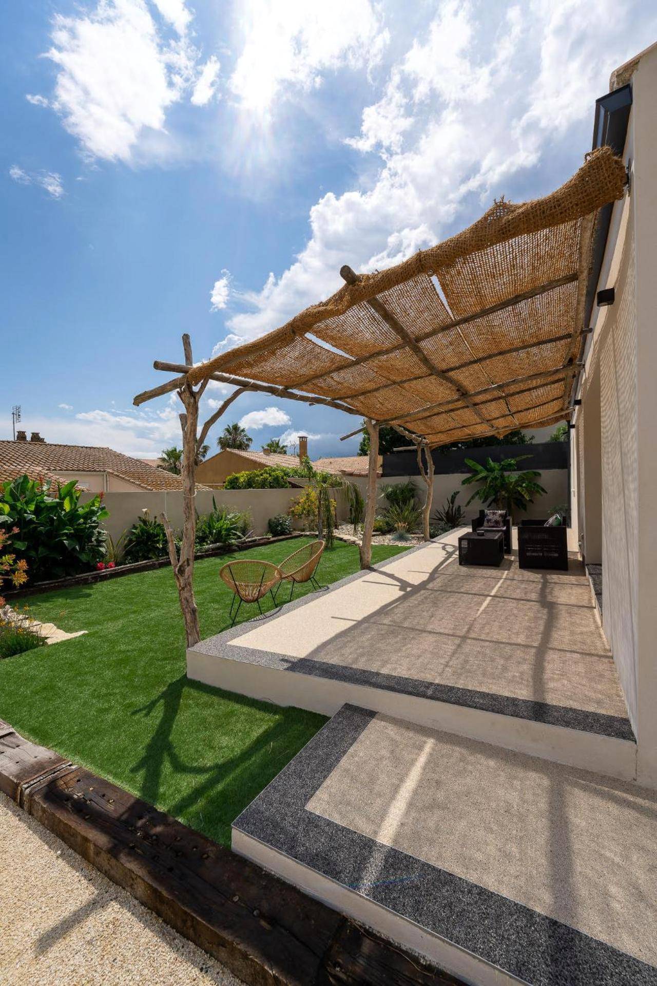 Photo du logement - Love room La Villa Des Charmes - 34450 vias