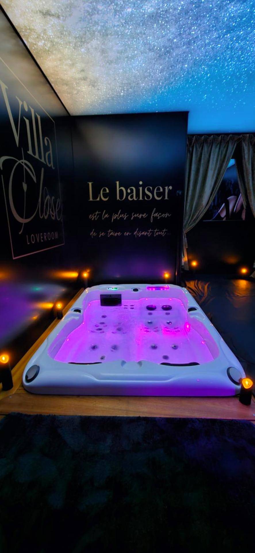 Vue principale - Love Room Brive - la - Gaillarde - VILLA CLOSE BRIVE centre - LOVE ROOM - SPA privatif