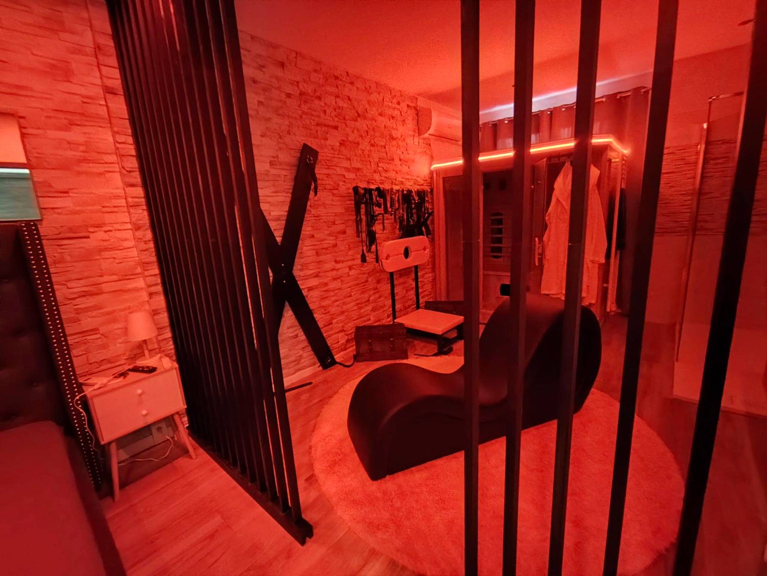 Photo du logement - Love Room " Villa Donuts" , Spa, Jacuzzi, Sauna, 2 Bedrooms