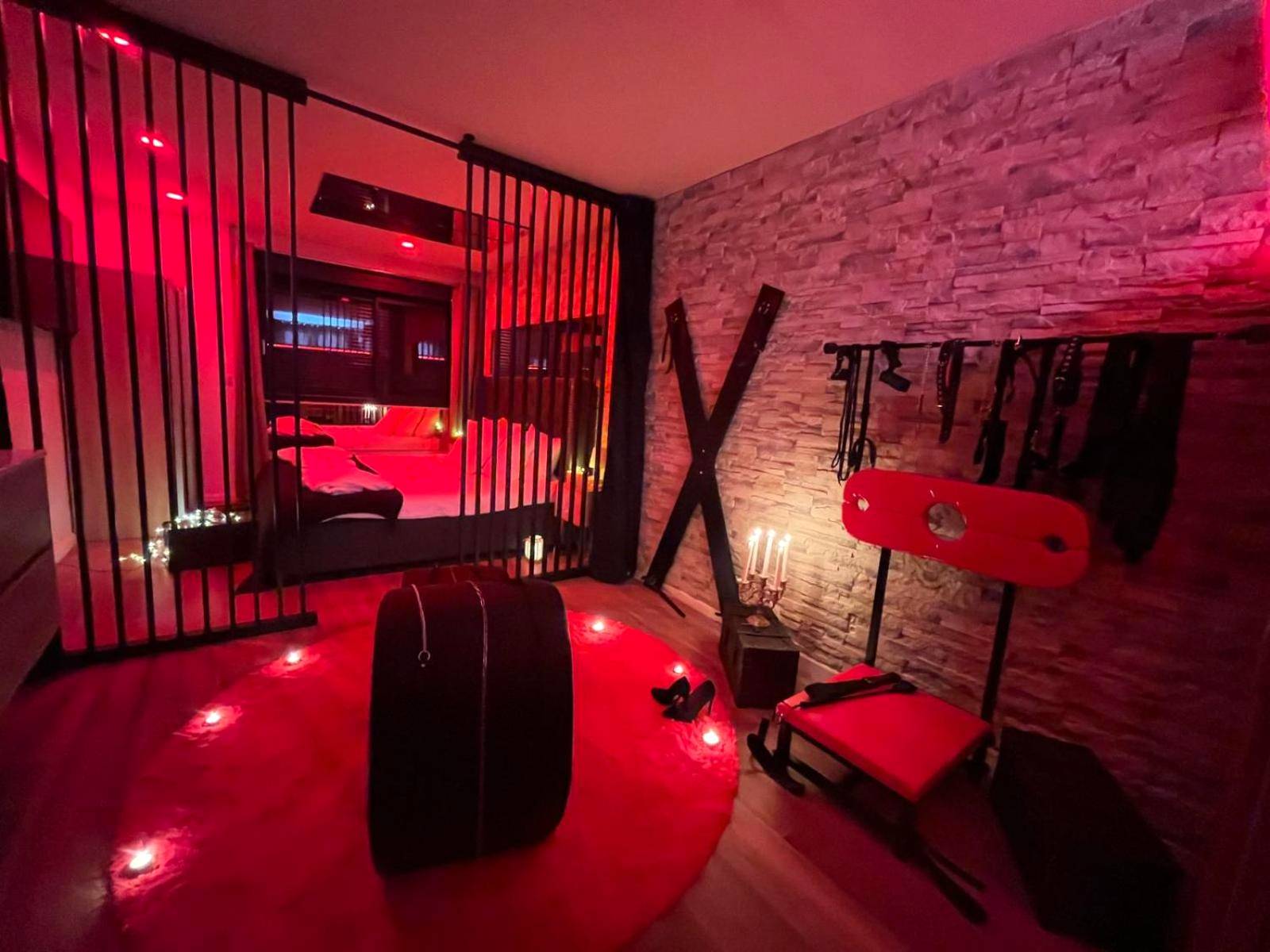 Photo du logement - Love Room " Villa Donuts" , Spa, Jacuzzi, Sauna, 2 Bedrooms