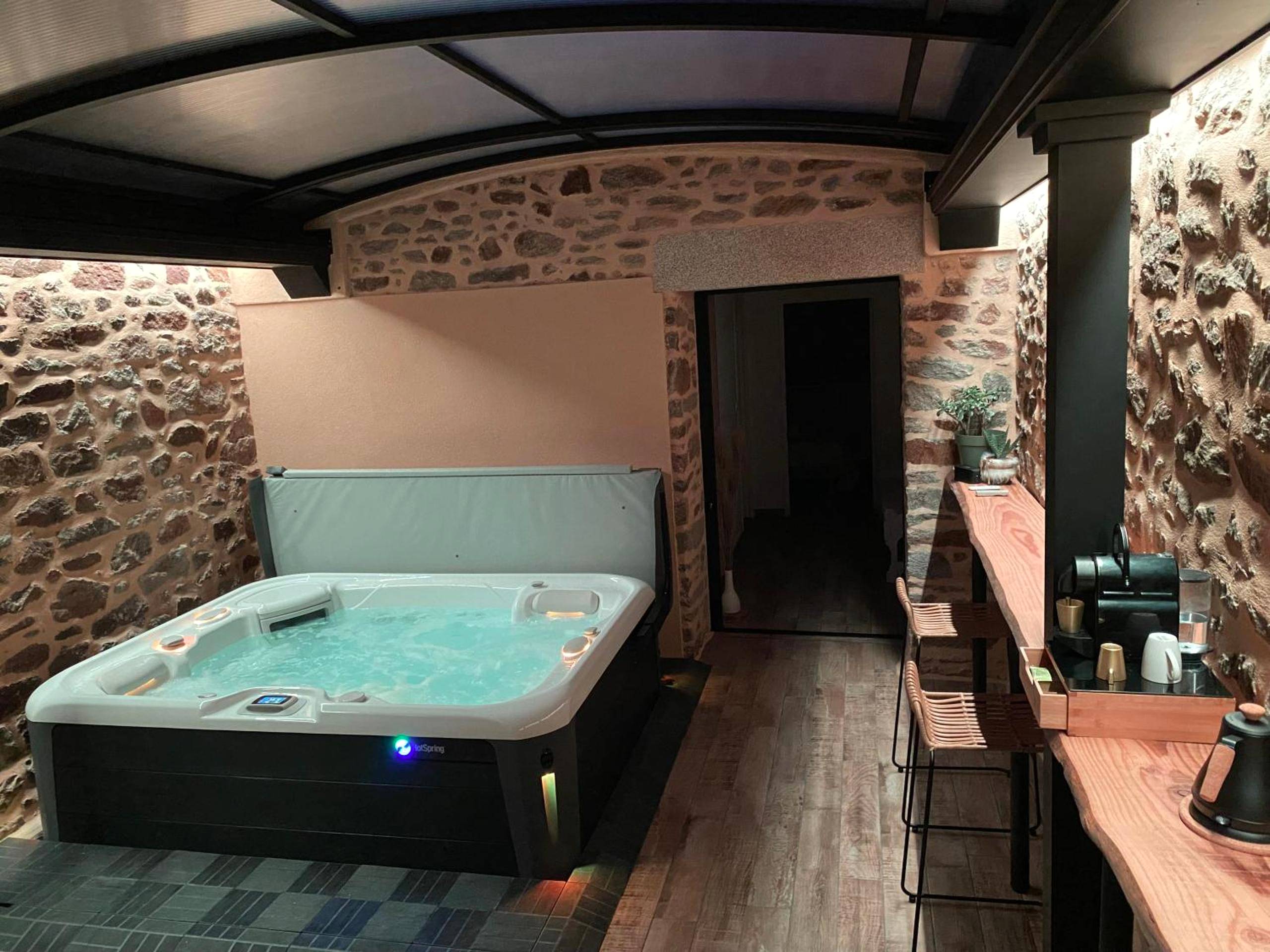 Photo du logement - Villa Lily Spa, chambre d’hôtes avec spa privatif - Dinan