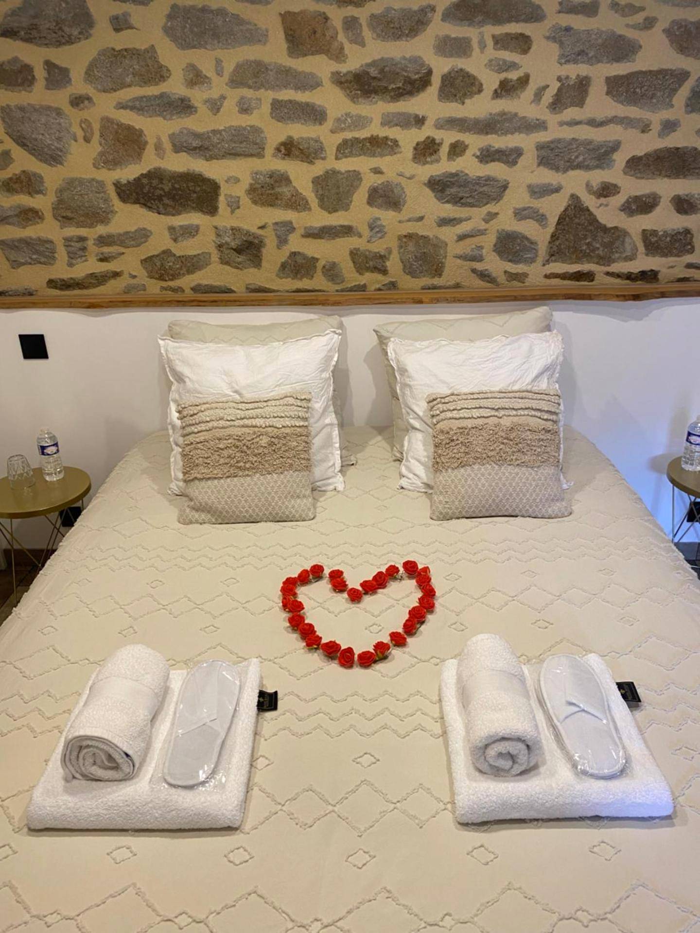 Photo du logement - Villa Lily Spa, chambre d’hôtes avec spa privatif - Dinan