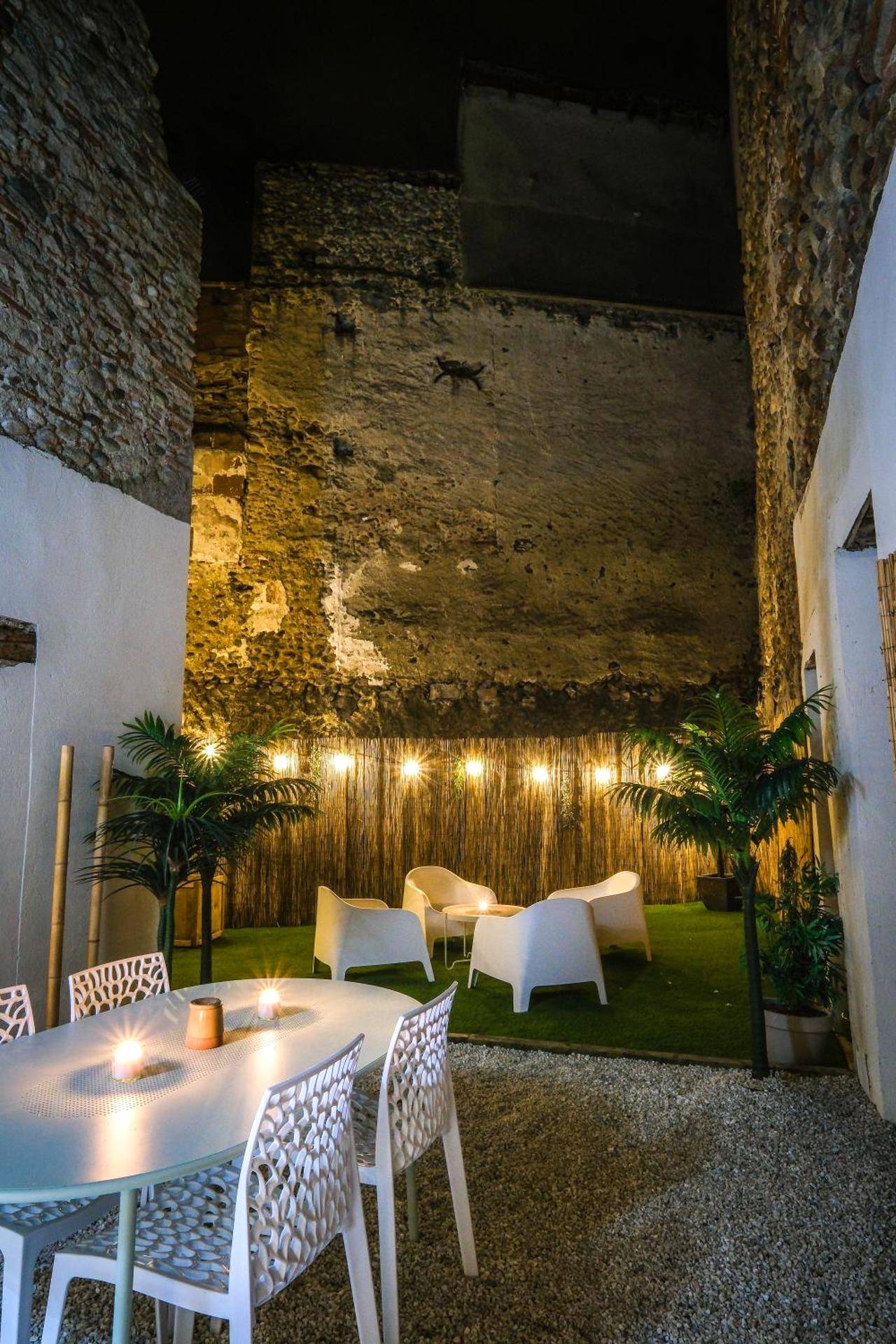 Detail du logement - La Villa Lova - Loveroom avec spa privatif à Pamiers