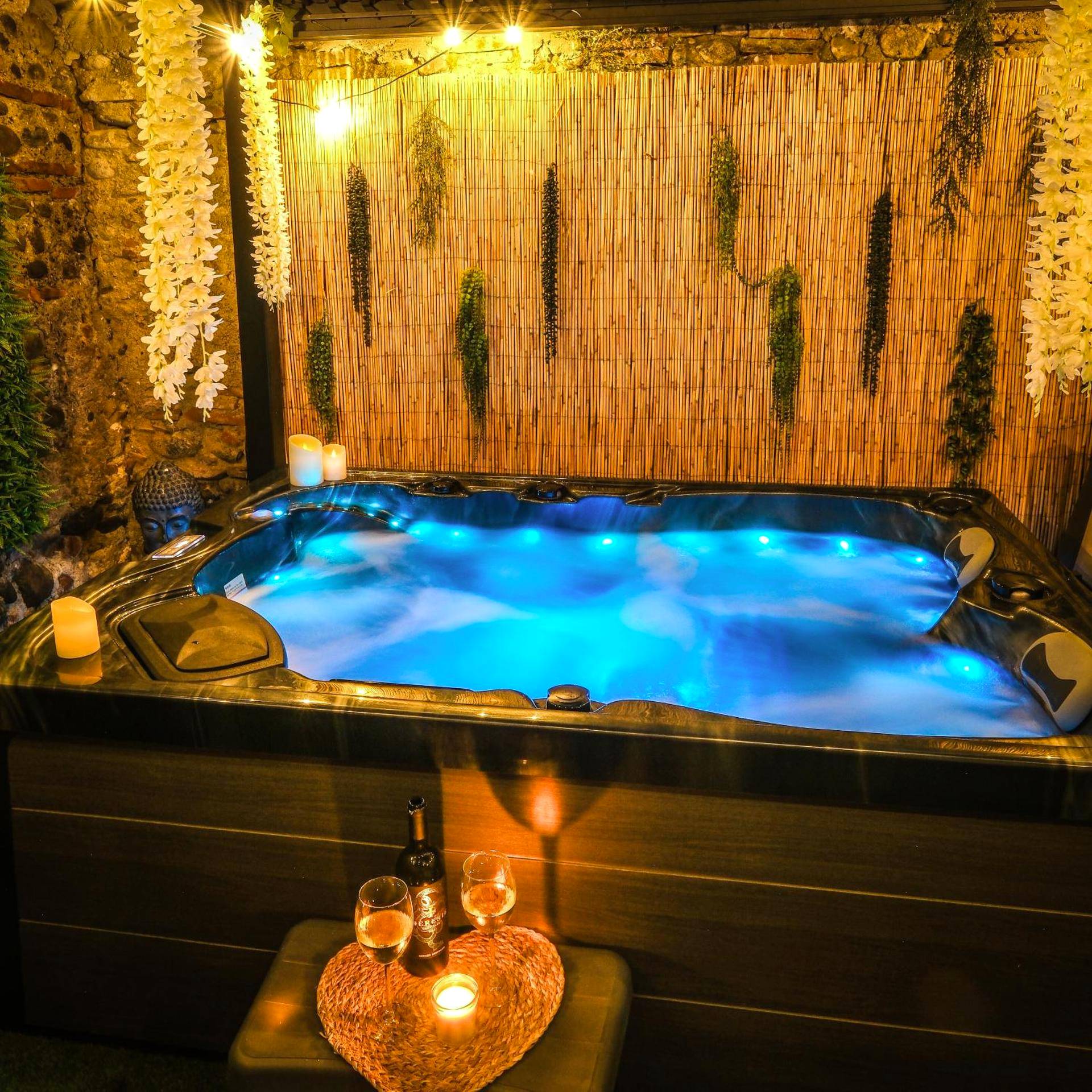 Photo du logement - La Villa Lova - Loveroom avec spa privatif à Pamiers