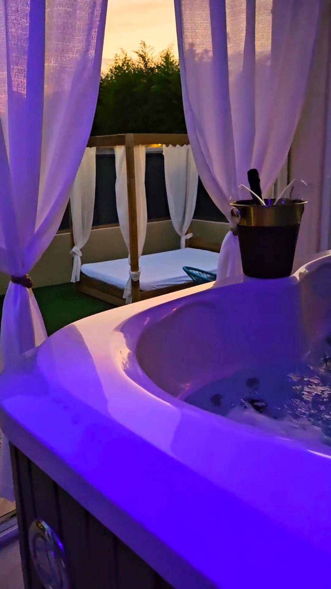 Photo du logement - La Villa Romane - Montfaucon