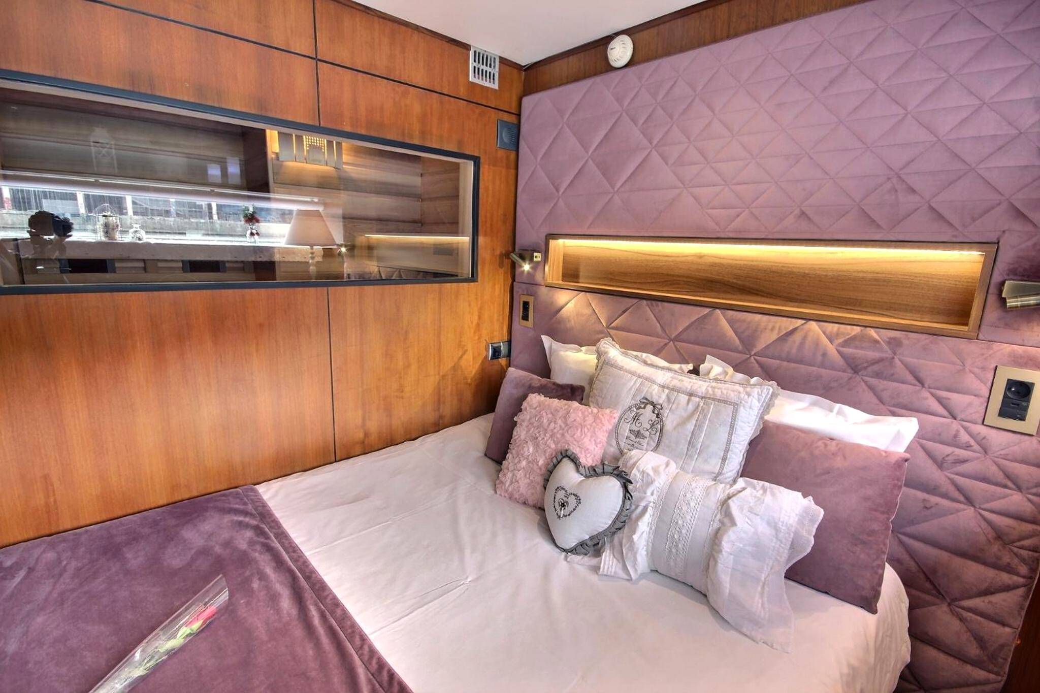 Photo du logement - VIP Paris Yacht Hôtel & Spa - Paris