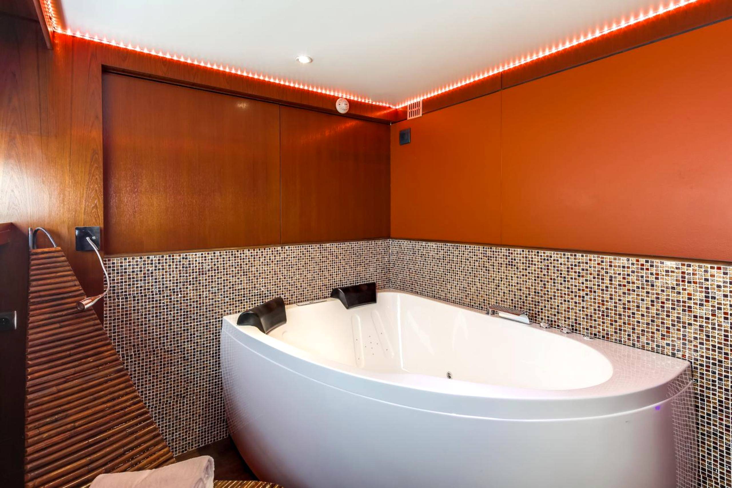 Photo du logement - VIP Paris Yacht Hôtel & Spa - Paris